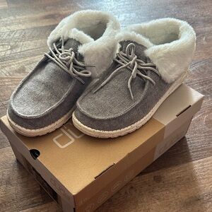 Hey Dude Gray with Faux Fur Lining